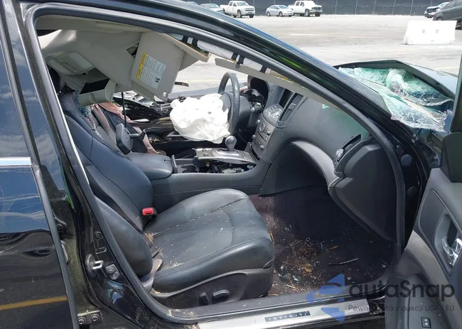 JN1CV6AP5CM622008: 42289846