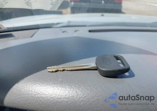 4T1BE32K53U136384: 42289889