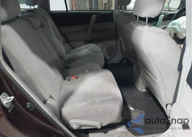 5TDBK3EH9CS118858: 42290108