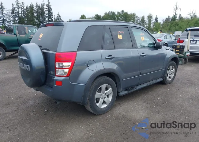 JS3TD944774203944: 42290128