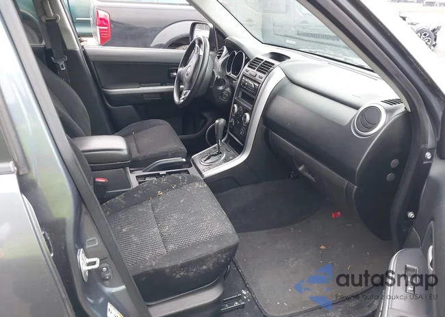 JS3TD944774203944: 42290128