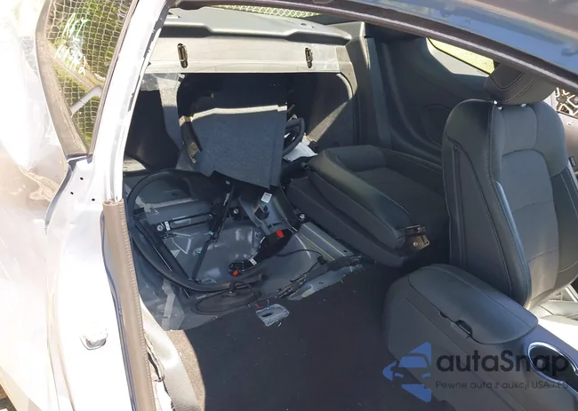 1FA6P8TH0R5149827: 42291351