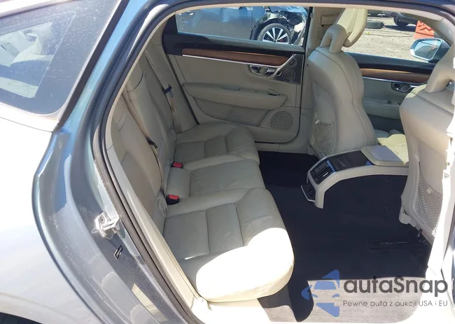 LVY992ML1JP005724: 42291621