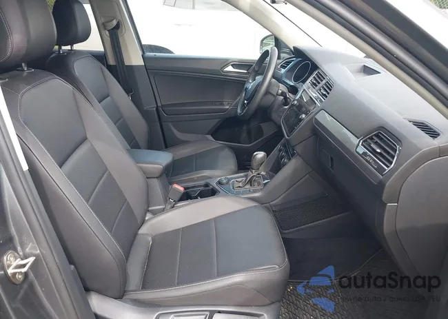 3VV2B7AX6LM079491: 42290837