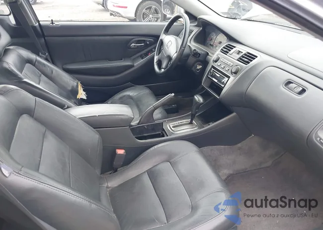 1HGCG32782A016918: 42292329