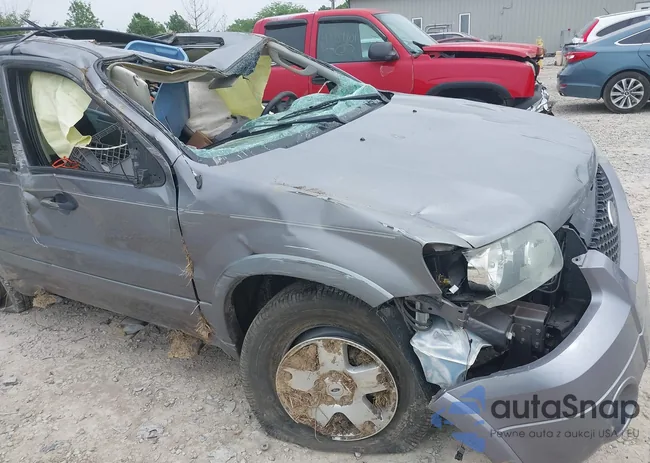 1FMCU03117KB07946: 42292543