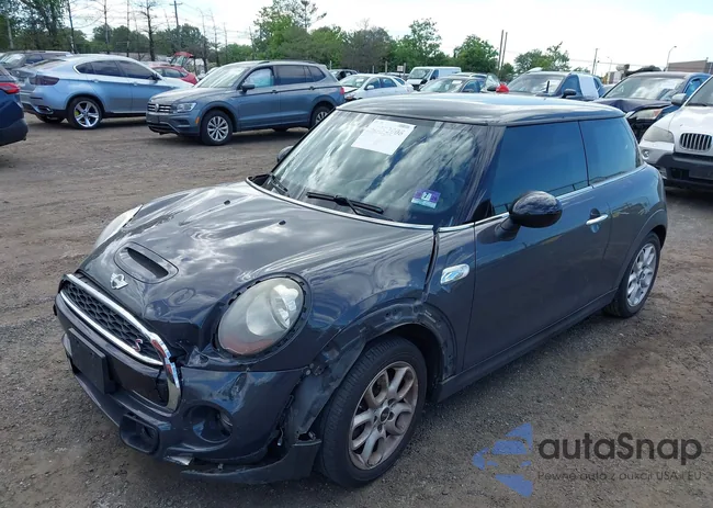 WMWXP7C55F2A35043: 42292008