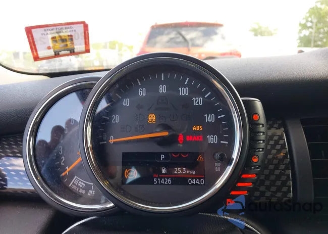 WMWXP7C55F2A35043: 42292008