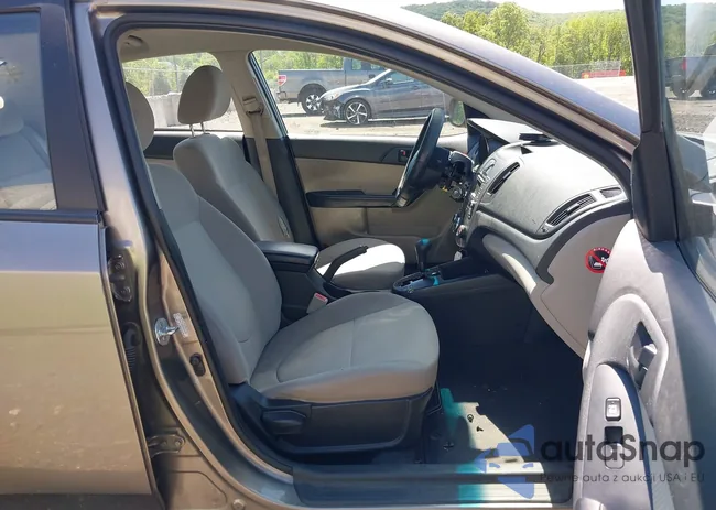 KNAFU4A2XA5191028: 42292114