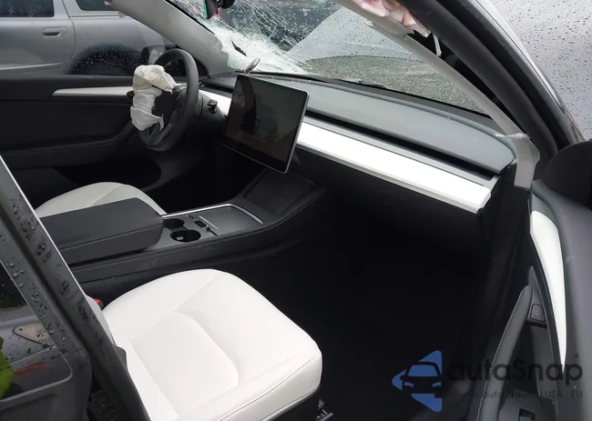 7SAYGDEE1RF033066: 42293397