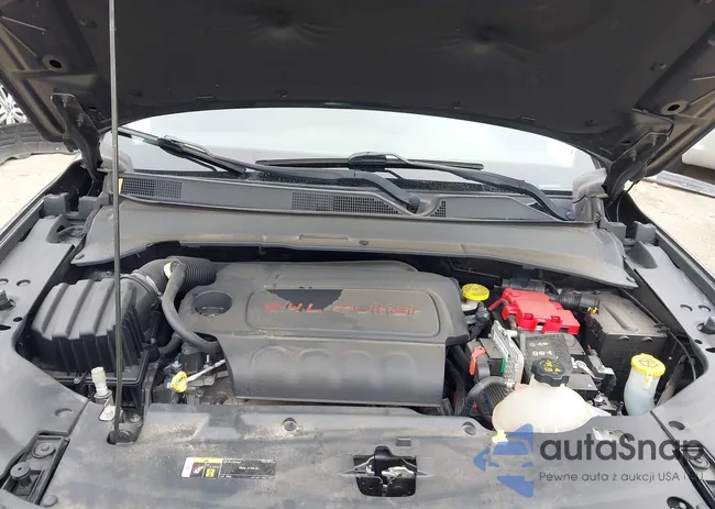 3C4NJCBB9KT833210: 42293537