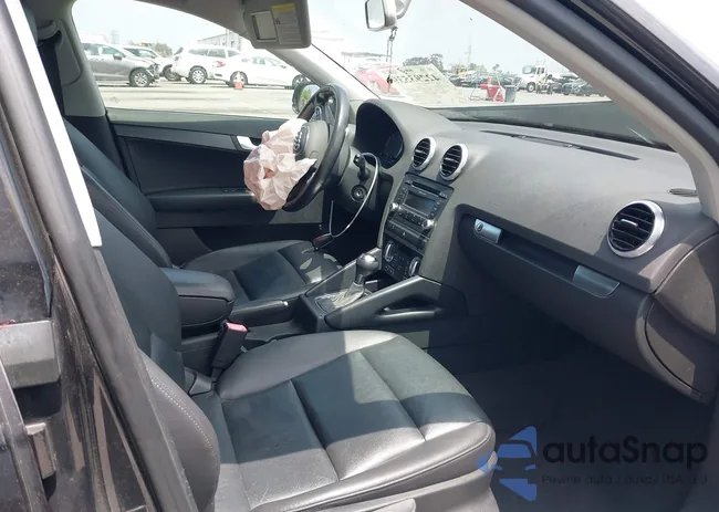 WAUBJAFM8CA130724: 42293539