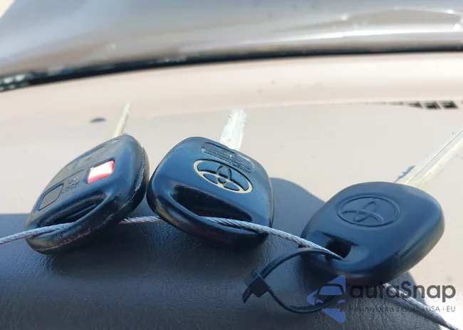 JTEHT05J112000893: 42293600