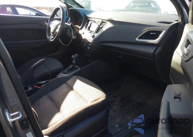 3KPC24A37KE063033: 42293601