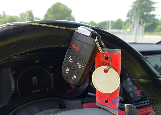 1C4SDJCT3NC221011: 42293613