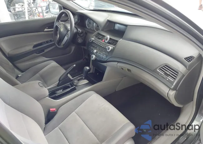 1HGCP26319A078107: 42293688