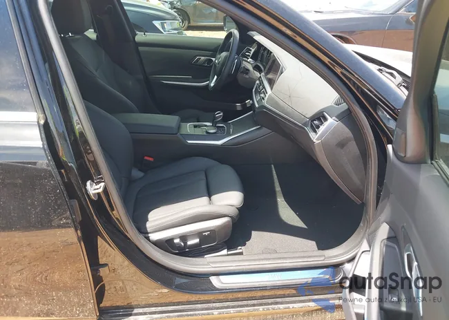 3MW5R1J0XL8B34103: 42293072