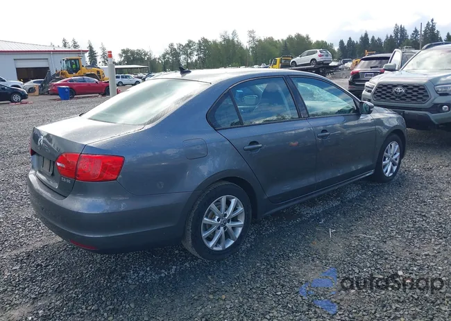 3VWDZ7AJXBM356668: 42294221