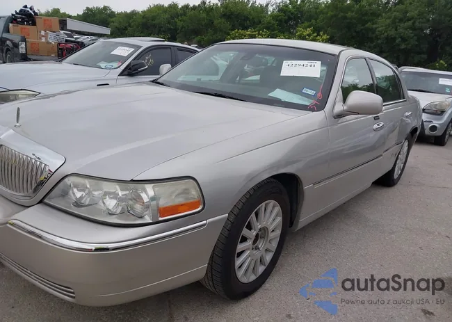 1LNHM82W13Y640985: 42294241