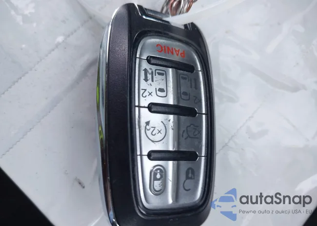 2C4RC1S76MR544495: 42294312