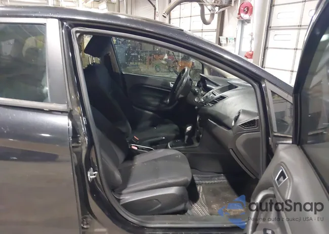 3FADP4BJ0EM174123: 42294741