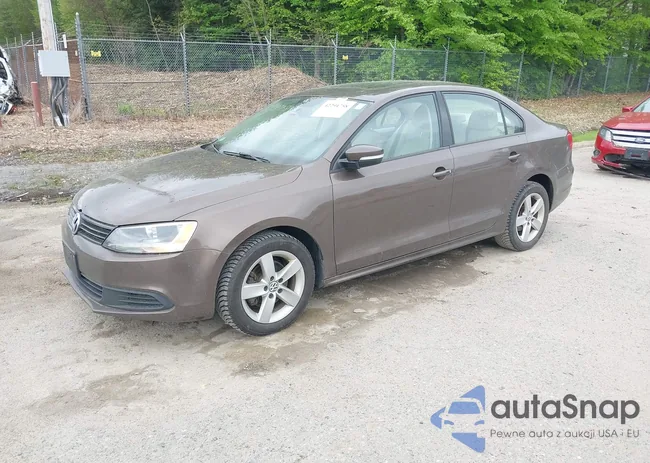 3VWLL7AJ6BM124470: 42294758