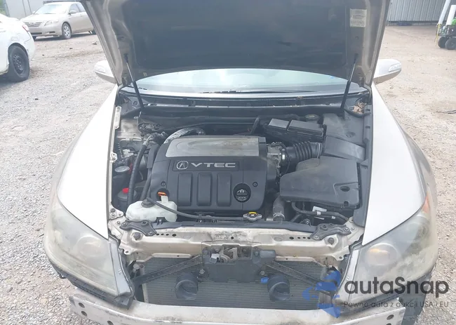 JH4KB166X7C003922: 42293820