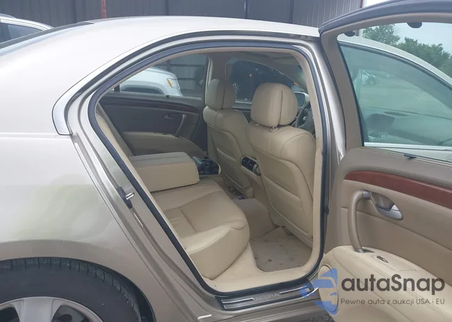 JH4KB166X7C003922: 42293820