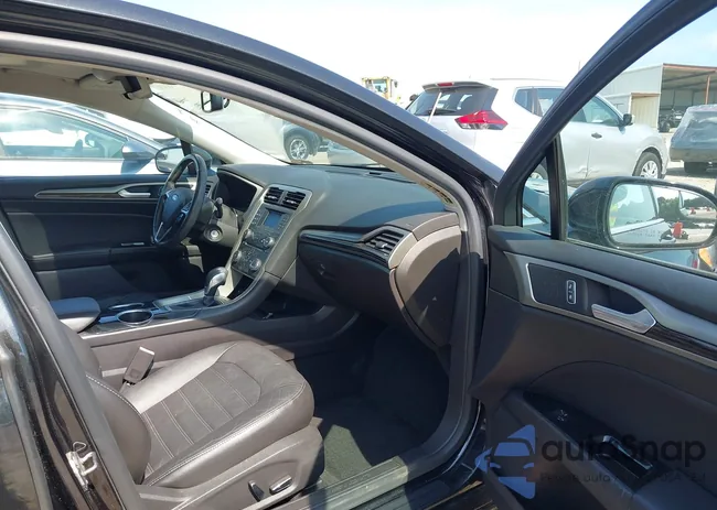 3FA6P0HR4DR270739: 42293893