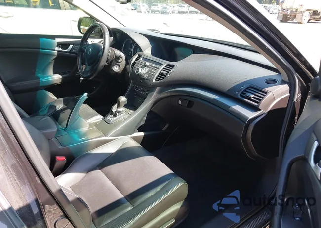 JH4CU4F63CC800099: 42293920