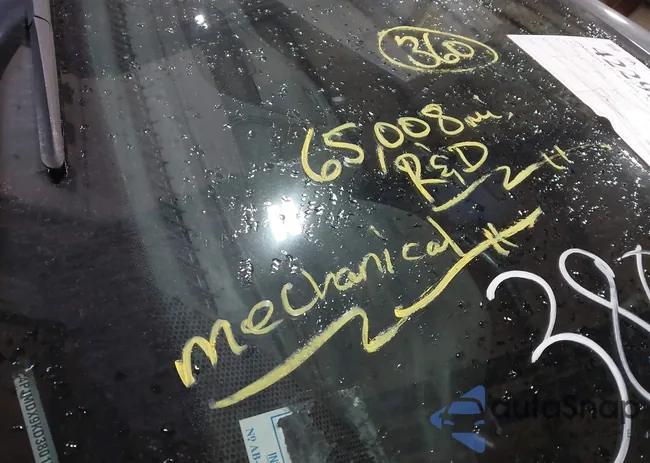 1C4PJMDX9KD380137: 42295304