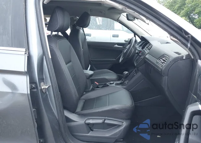 3VV2B7AXXMM070228: 42295644