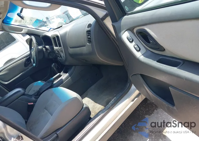 1FMYU93115KD10570: 42294800