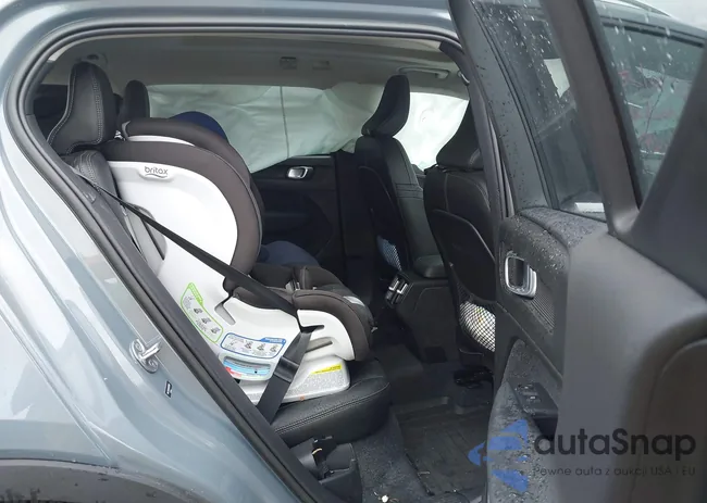 YV4L12UAXP2025895: 42294917