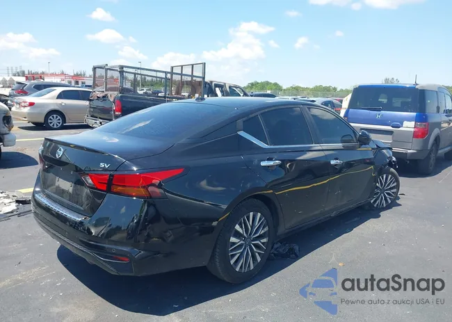 1N4BL4DV0NN408530: 42294975