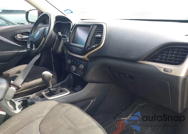 1C4PJLCB2GW346441: 42295043