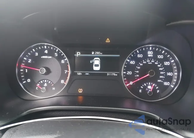 3KPF24AD1PE615848: 42296751