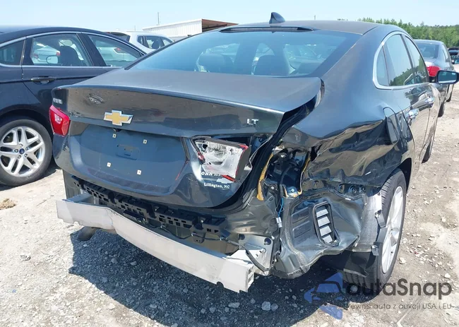 1G1ZE5ST2HF217807: 42295805