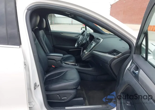 5LMCJ1C98GUJ22174: 42295889