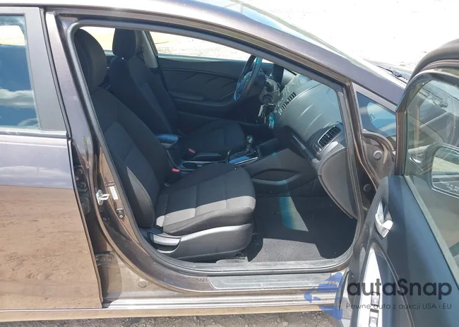 3KPFK4A79HE118123: 42295909