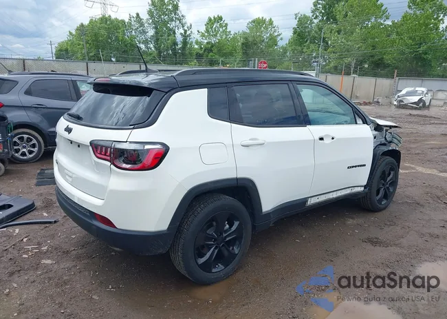 3C4NJDBBXMT586529: 42296016