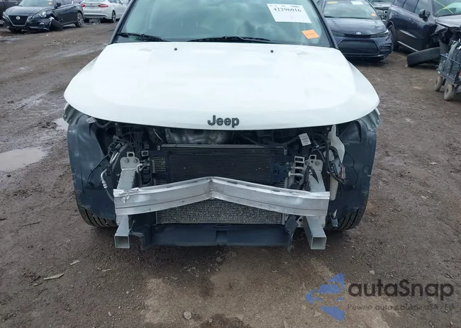 3C4NJDBBXMT586529: 42296016