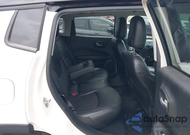 3C4NJDBBXMT586529: 42296016