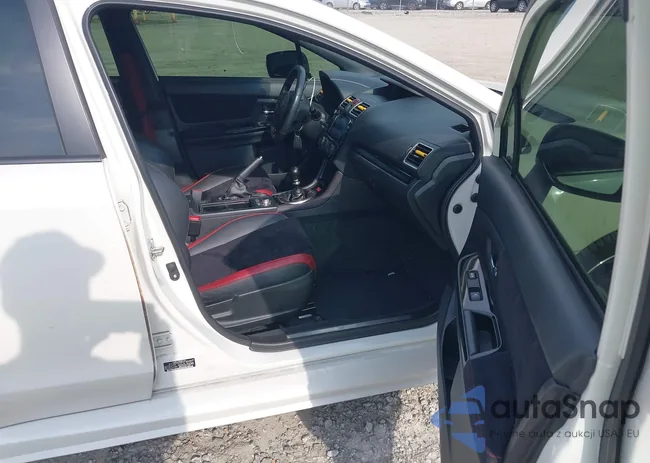 JF1VA2E69L9834320: 42296095