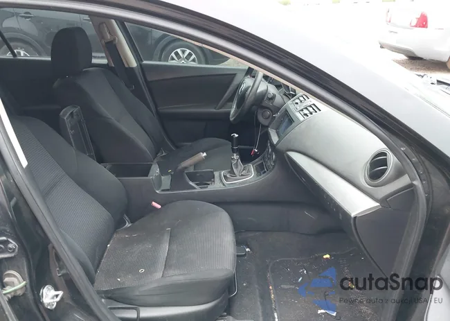 JM1BL1LP2D1727025: 42296147