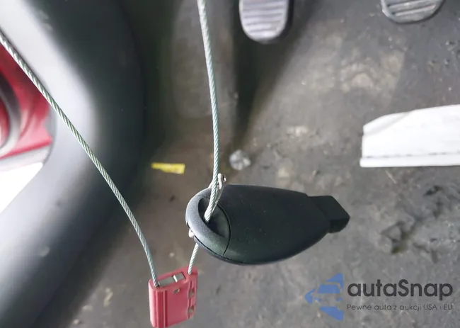 1C3CDFBHXDD643126: 42297255