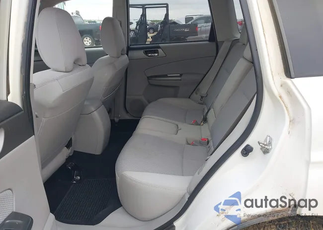 JF2SHBDC3BH776825: 42297396