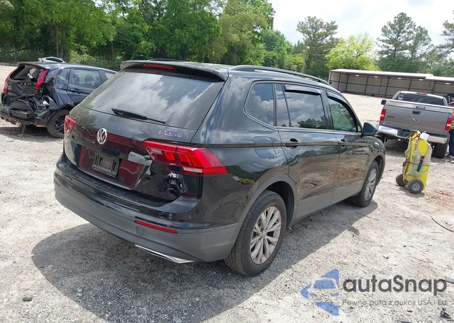 3VV1B7AX2JM054788: 42297524