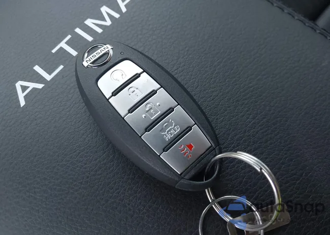 1N4BL4DWXKC194615: 42297528