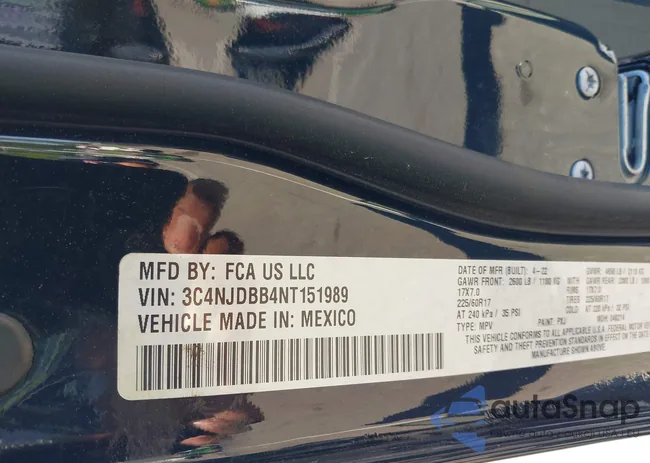 3C4NJDBB4NT151989: 42297583